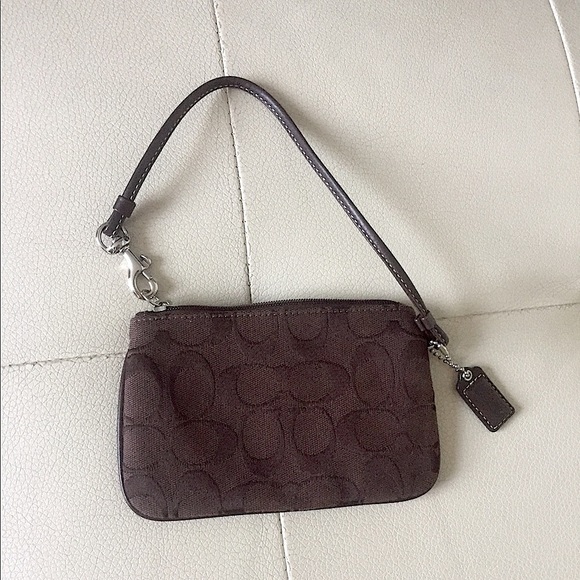 Coach Wristlet NWOT - Picture 3 of 4